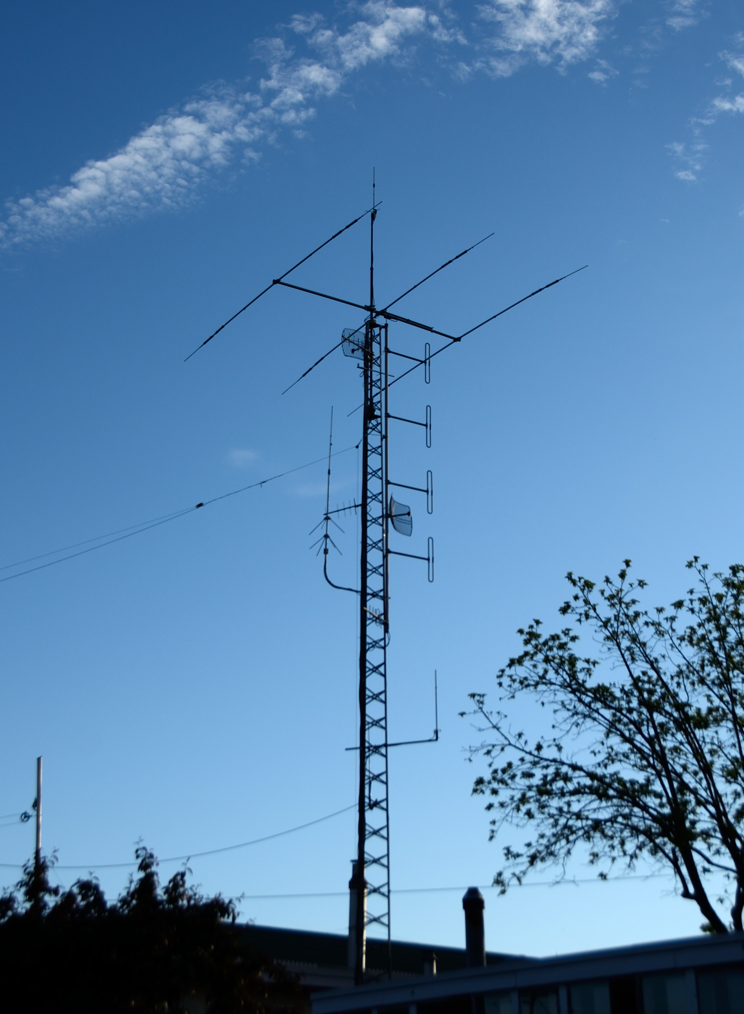 VE2CEV - VHF - UHF