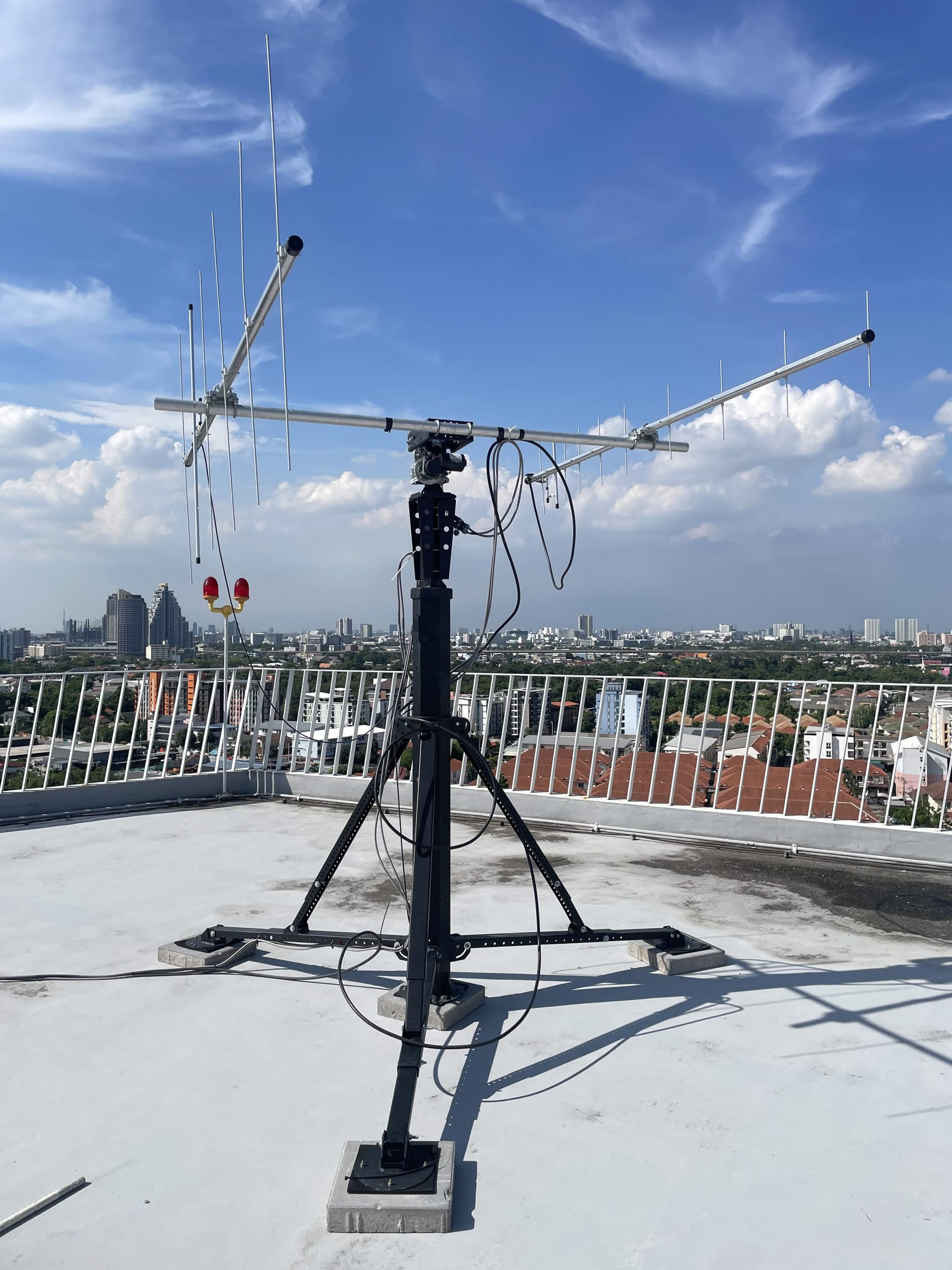 INSTED-Ground Station(UHF)