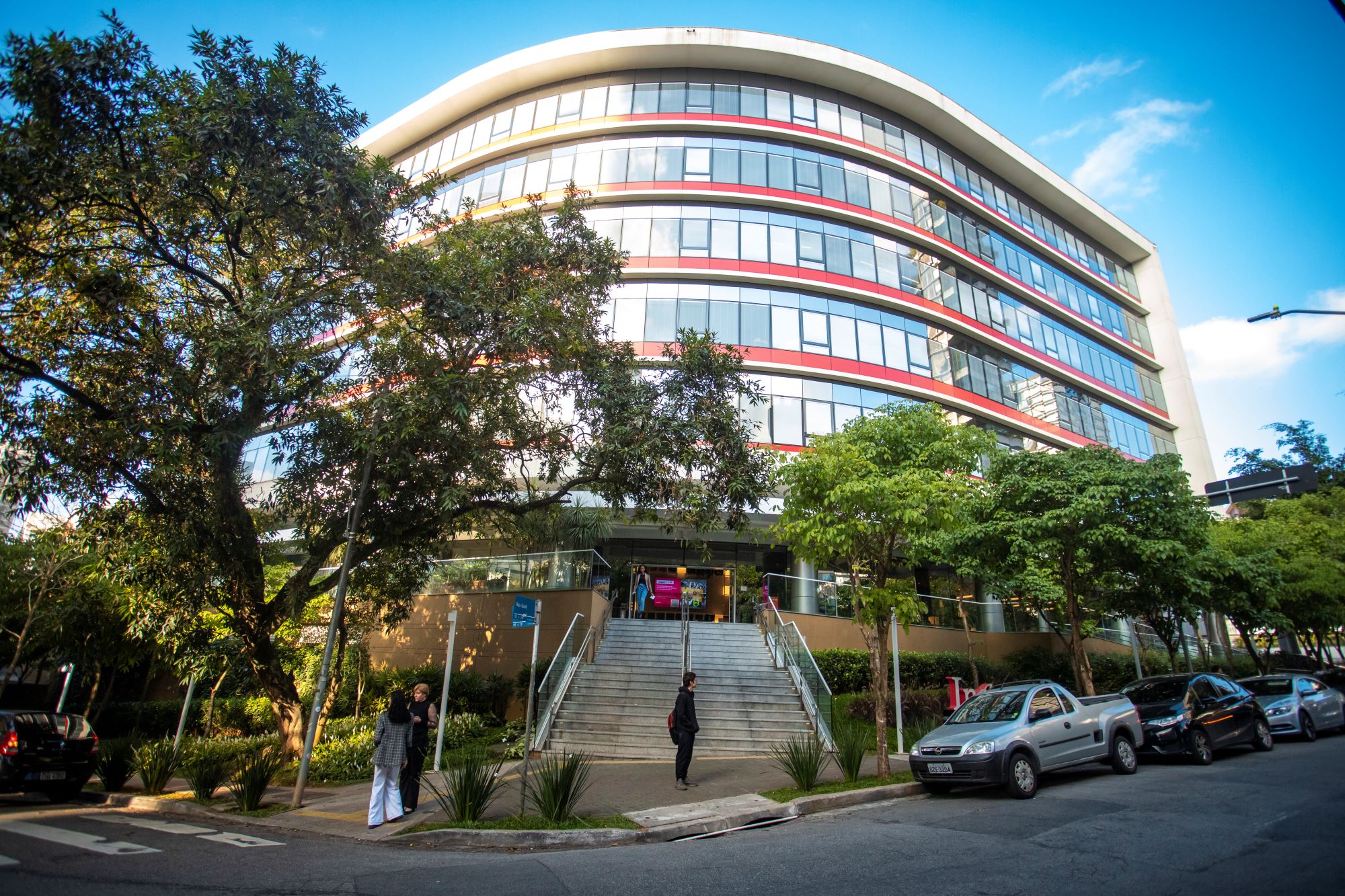 SGS-Athenas_INSPER_BR_AVDB