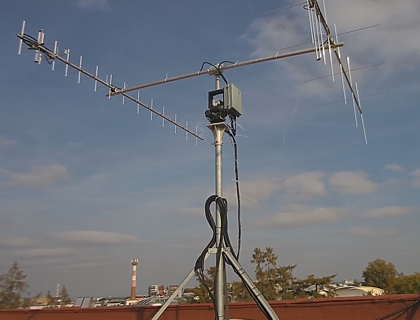 VZLU-PRG UHF+VHF Yagi